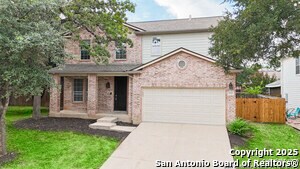 7831 Dunhill Coach in San Antonio, TX - Building Photo