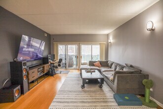 4625 W Lawrence Ave in Chicago, IL - Building Photo - Building Photo