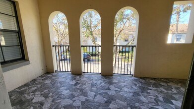 1001 Via Santae Via in Kissimmee, FL - Building Photo - Building Photo