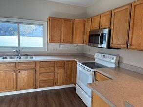 1115 Emmet St in Petoskey, MI - Building Photo - Building Photo