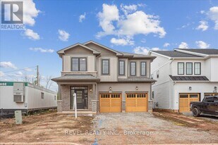 120 Starfire Cres in Hamilton, ON - Building Photo