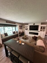 15 Thayer Pond Dr, Unit 8 in Worcester, MA - Building Photo - Building Photo