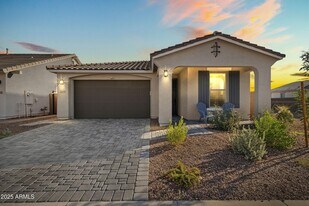 5419 W Las Palmaritas Dr in Glendale, AZ - Building Photo