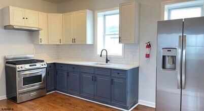 222 S Rhode Island Ave in Atlantic City, NJ - Building Photo - Building Photo