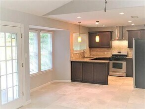 2309 Granberry Dr in Austin, TX - Building Photo - Building Photo