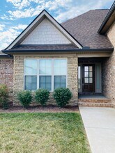 817 Ella Ln in Clarksville, TN - Building Photo - Building Photo