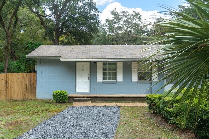 5211 Isabelle Dr in Tallahassee, FL - Building Photo