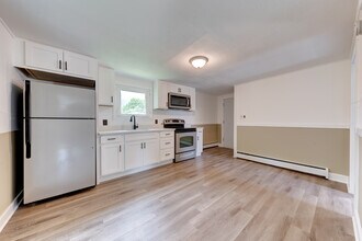 40 Mortimer St in Torrington, CT - Building Photo - Building Photo