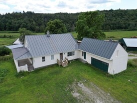 3009 VT-12A in Braintree, VT - Building Photo