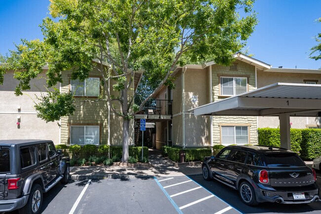 Quail Run in Napa, CA - Building Photo - Building Photo