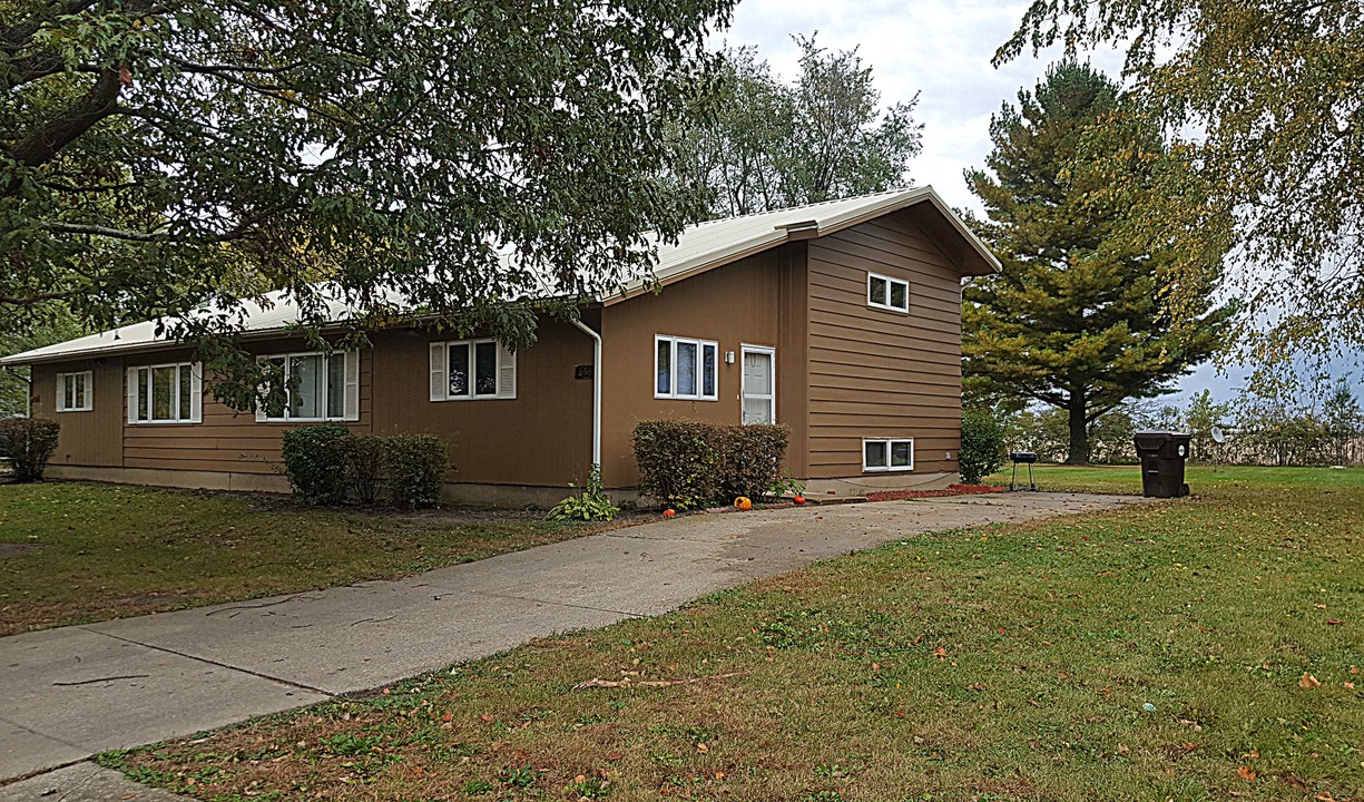 Pheasant Ridge Duplexes in Rantoul, IL - Building Photo