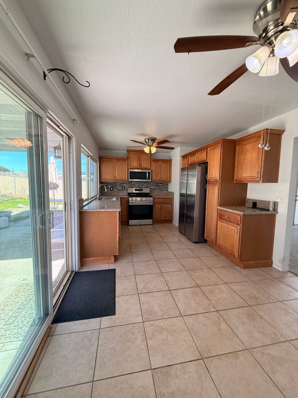 308 Muir St in Barstow, CA - Building Photo - Building Photo