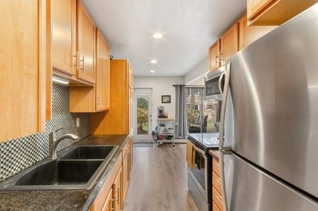 4624 Cedar Lake Road S #2, Unit 2 in St. Louis Park, MN - Building Photo - Building Photo