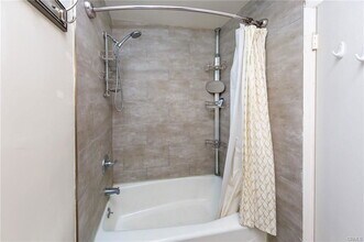 1125 16th St in Santa Monica, CA - Building Photo - Building Photo