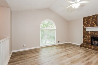 28 Sweetwater Dr in Powder Springs, GA - Building Photo - Building Photo