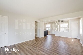 340 E Myrick Ave in Addison, IL - Building Photo - Building Photo