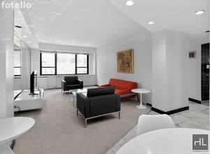 210 E 47th St in New York, NY - Foto de edificio - Building Photo