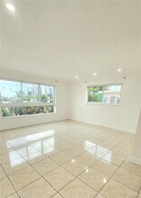 1020 94th St in Bay Harbor Islands, FL - Building Photo - Building Photo