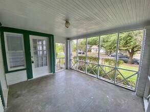 1410 Kings Hwy in Dallas, TX - Building Photo - Building Photo