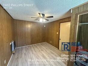 1402 Phillips St in Arkadelphia, AR - Building Photo - Building Photo