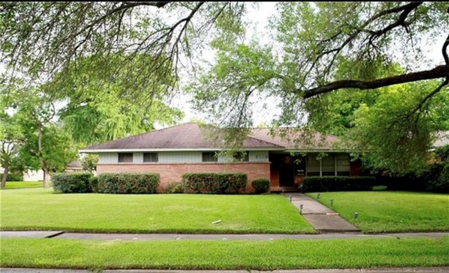 property at 5007 Hazelton St