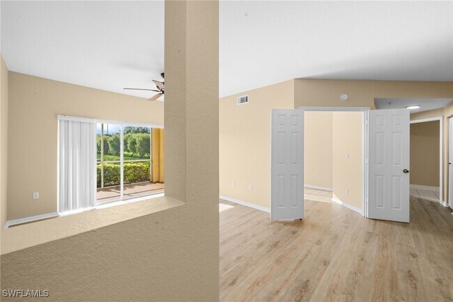 6360 Aragon Way in Ft. Myers, FL - Building Photo - Building Photo