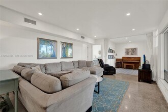 7939 West Dr in Miami Beach, FL - Building Photo - Building Photo