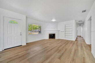 6348 7th Ave N in St. Petersburg, FL - Building Photo - Building Photo