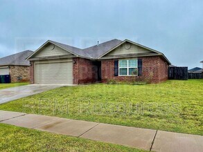 11529 SW 26th St in Yukon, OK - Building Photo - Building Photo