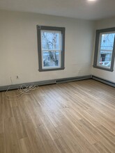 6 Chestnut Pl, Unit 1 in Boston, MA - Building Photo - Building Photo