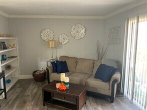 3770 Lovers Wood Ln in Houston, TX - Building Photo - Building Photo