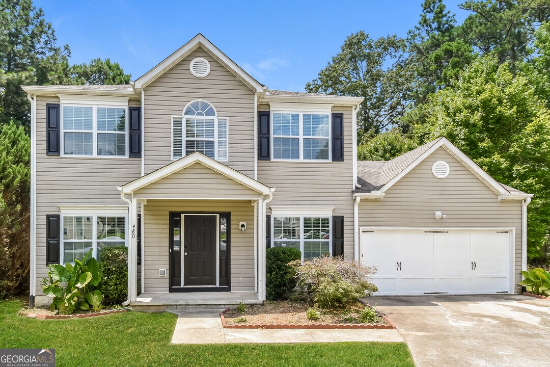480 Burdett Ridge Ct in College Park, GA - Building Photo