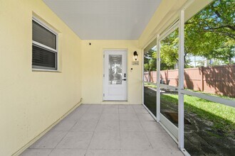 244 Greymon Dr in West Palm Beach, FL - Building Photo - Building Photo