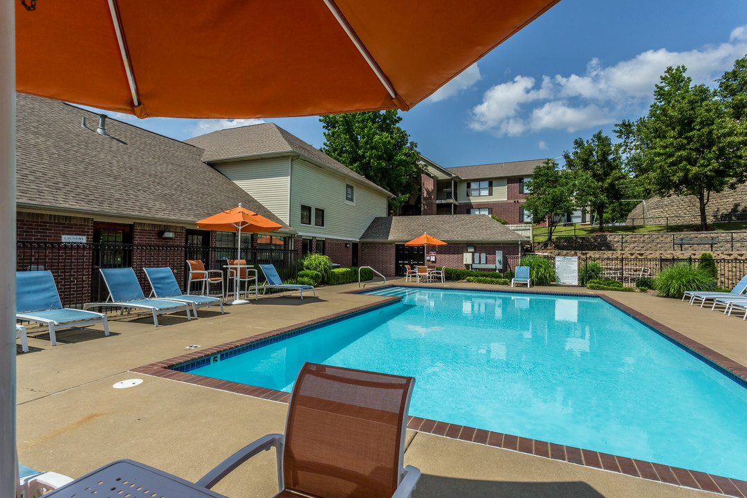 Pinnacle Ridge Apartments in Little Rock, AR - Building Photo