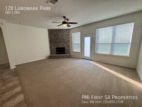 128 Landmark Park in Cibolo, TX - Building Photo - Building Photo