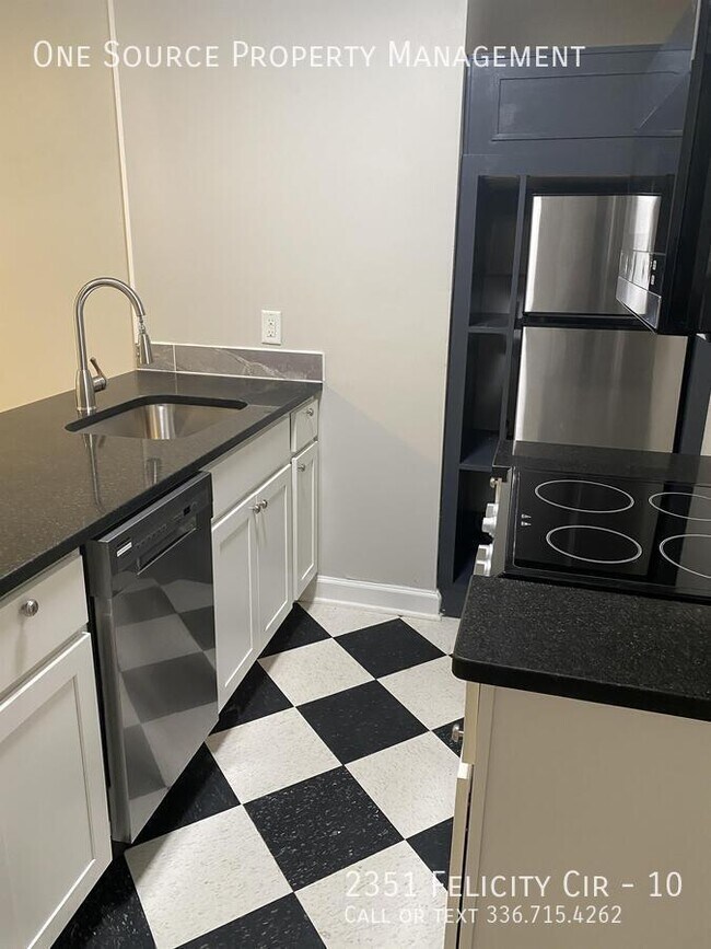 2351 Felicity Cir in Winston-Salem, NC - Building Photo - Building Photo