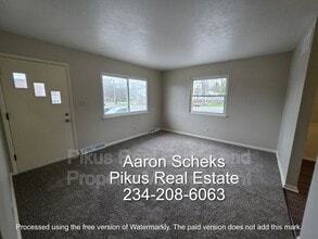 3637 Albrecht Ave in Akron, OH - Building Photo - Building Photo