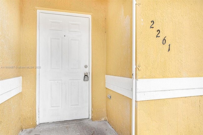 2261 NW 136th Terrace in Opa Locka, FL - Building Photo - Building Photo