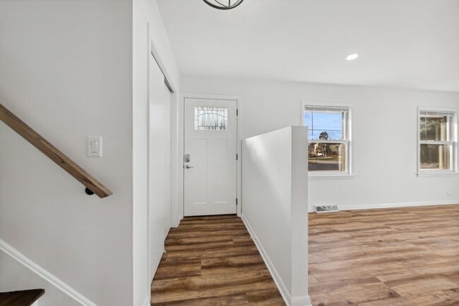 4647 Johnson Ave in Western Springs, IL - Building Photo - Building Photo