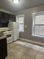4033 W Melrose St, Unit ONE BED in Chicago, IL - Building Photo