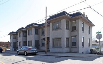 2501 Highland Ave in Cincinnati, OH - Building Photo