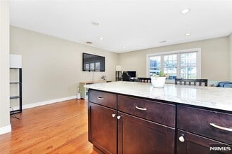 210 Hackensack St in Wood Ridge, NJ - Building Photo - Building Photo