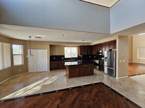 43819 N 43rd Dr in Phoenix, AZ - Building Photo - Building Photo