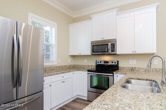 4954 Exton Park Loop in Castle Hayne, NC - Building Photo - Building Photo