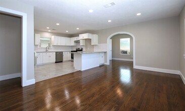 5520 Lawson St in Houston, TX - Building Photo - Building Photo