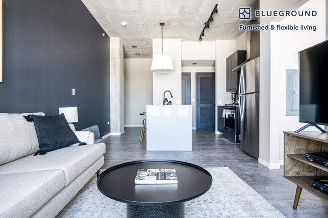 939 W Washington Blvd in Chicago, IL - Building Photo - Building Photo