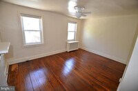 4261 Ridge Ave photo'