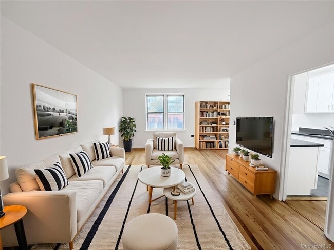 property at 2630 Kingsbridge Terrace