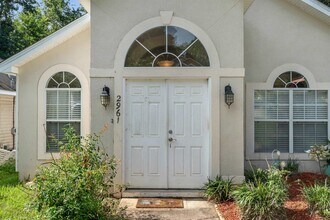 2961 Viking Way in Tallahassee, FL - Foto de edificio - Building Photo