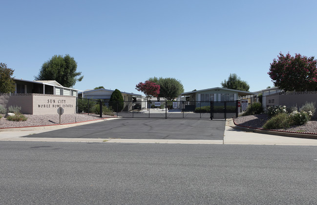 Sun City Mobile Estates in Menifee, CA - Building Photo - Building Photo